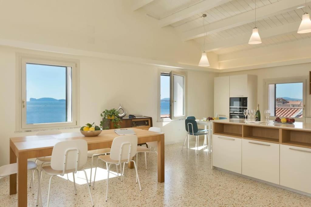 Centro Storico, Esclusivo, 4' Piano Senza Ascensore Appartement Alghero